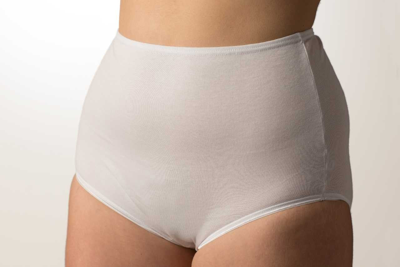 Slip conformate per donna in cotone anallergico e traspirante, con elastico ricoperto, taglie morbide fino a 7XL