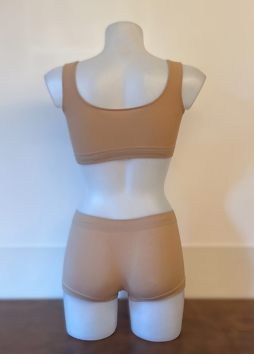 Coordinato brasserie donna con spalla larga e shorty donna, tutto in microfibra